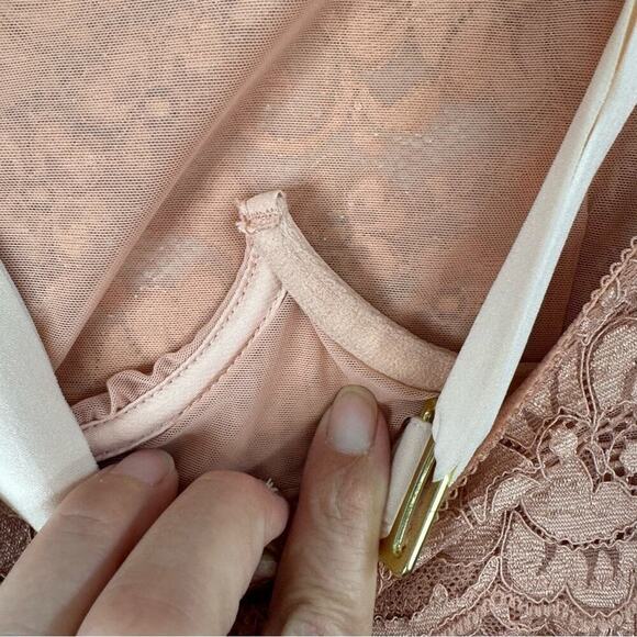 We Are HAH Size XS Tight Squeeze Bodycon Mini Dress Copper Rose Lace Lined NEW - Picture 9 of 16